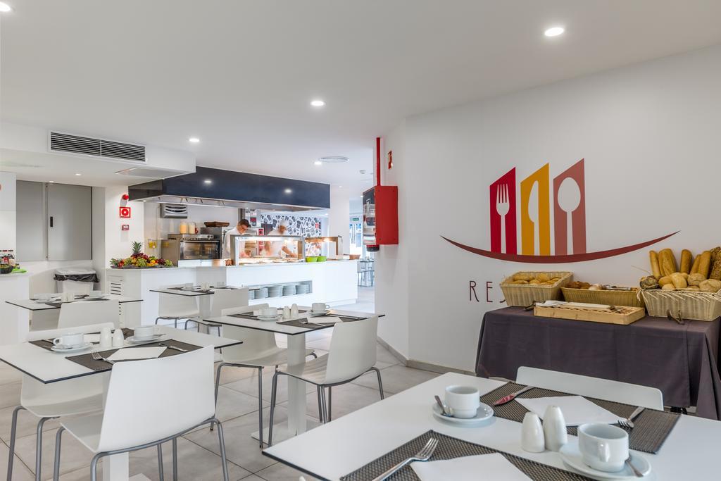 Welikehotel Triton Beach (Adults Only) Cala Ratjada  Luaran gambar