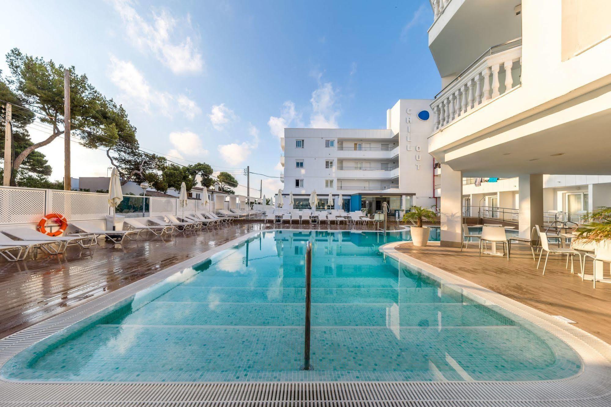 Welikehotel Triton Beach (Adults Only) Cala Ratjada  Luaran gambar